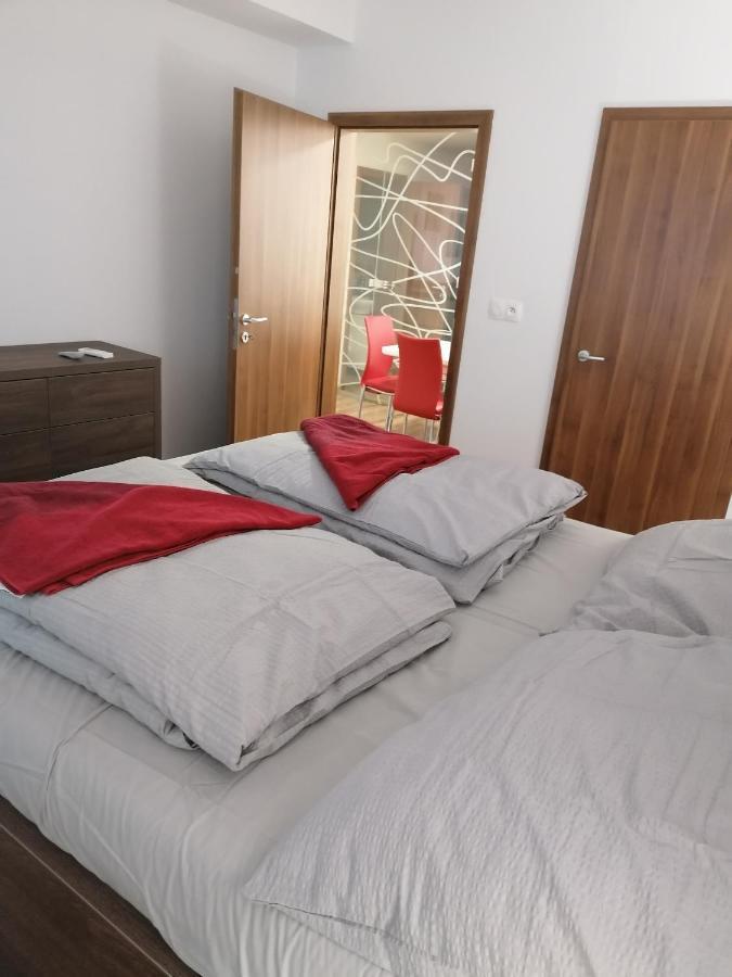 Foreta Bratislava Esterno foto