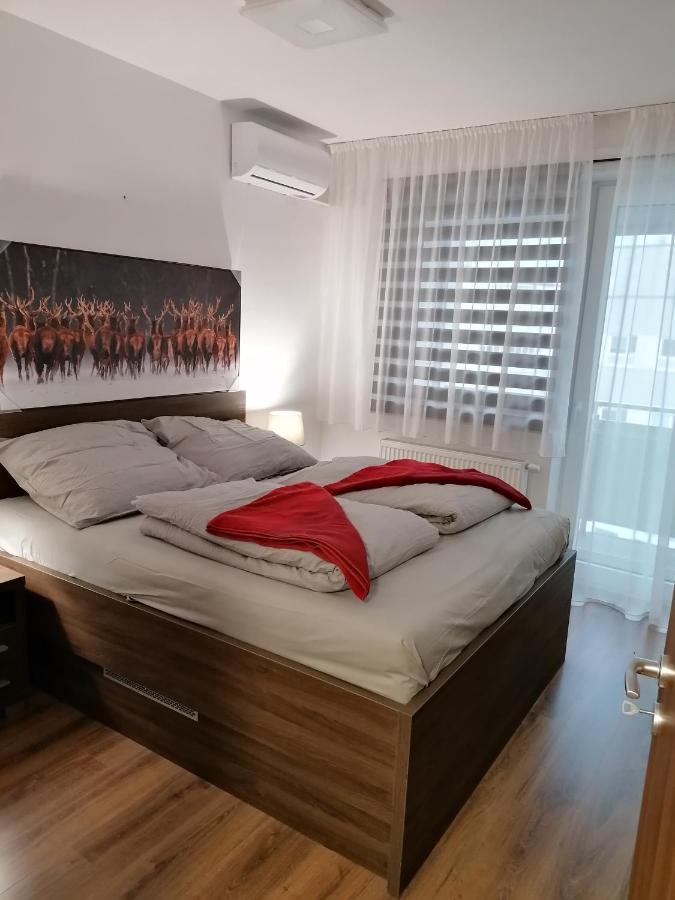 Foreta Bratislava Esterno foto