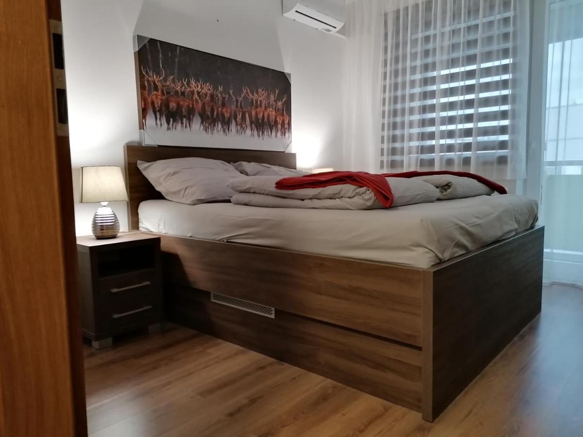 Foreta Bratislava Esterno foto